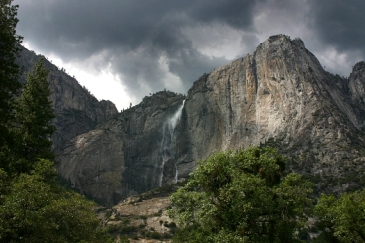 This magnificent photo of Yosemite National Park was taken by California photographer Christopher Bruno.